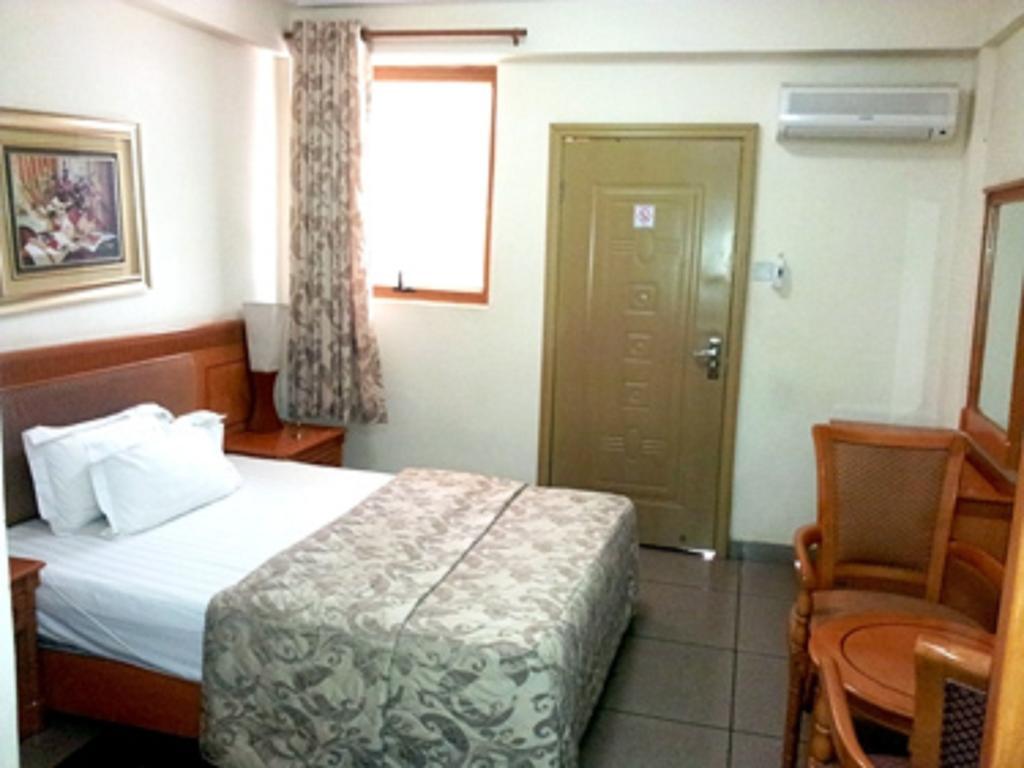 Sunset Hotel Kumasi Cameră foto